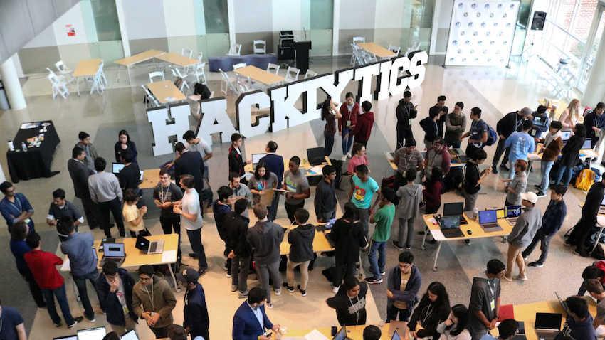Student Data Science Club Builds Skills, Opportunity for Members Student Data Science Club Builds Skills, Opportunity for Members